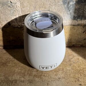 YETI White and purple magslider Insulated Wine Tumbler rambler